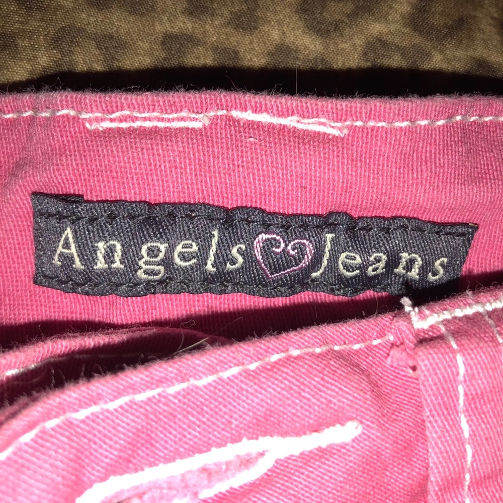 Shorts - Picture 3 of 5